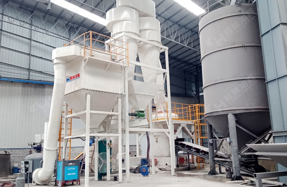 礦渣粉碎用雷蒙磨行嗎？礦渣雷蒙磨生產線現場圖片